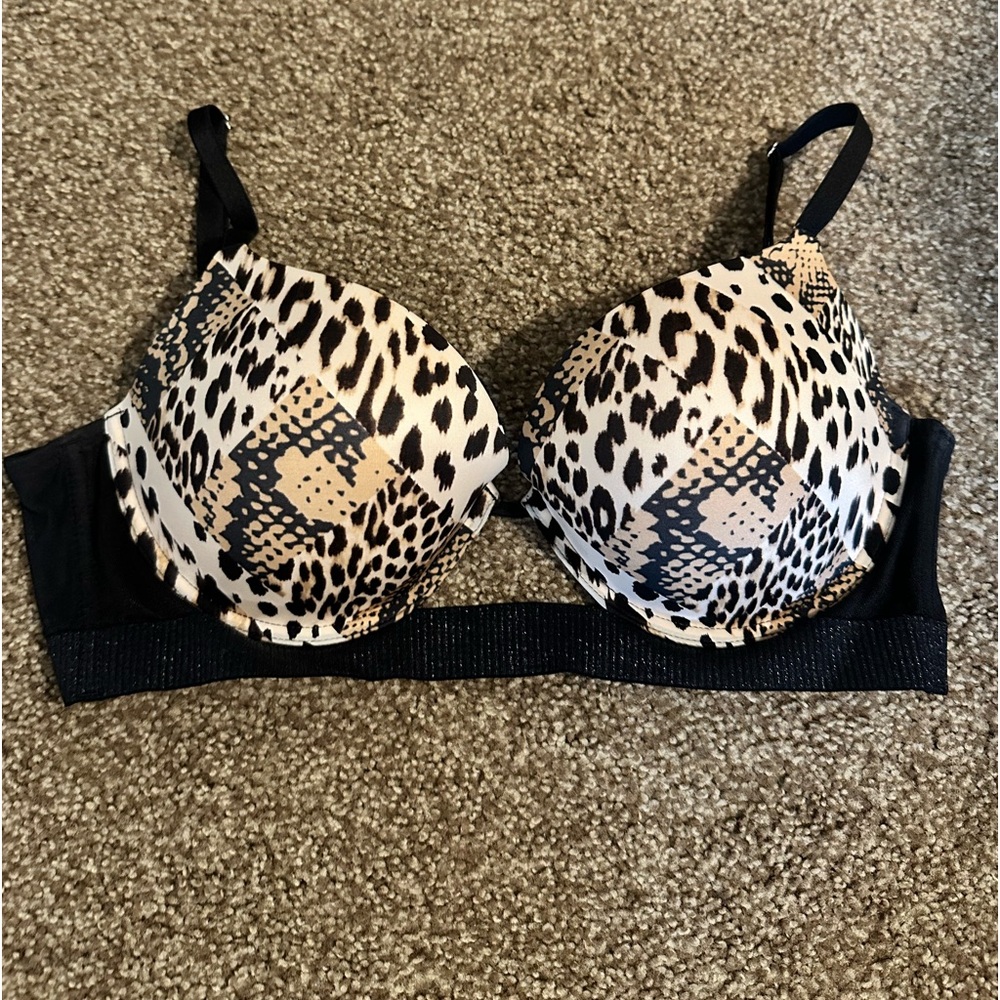 Victoria Secret - Very Sexy - Add 2 Cups Push-up Bra - 38C